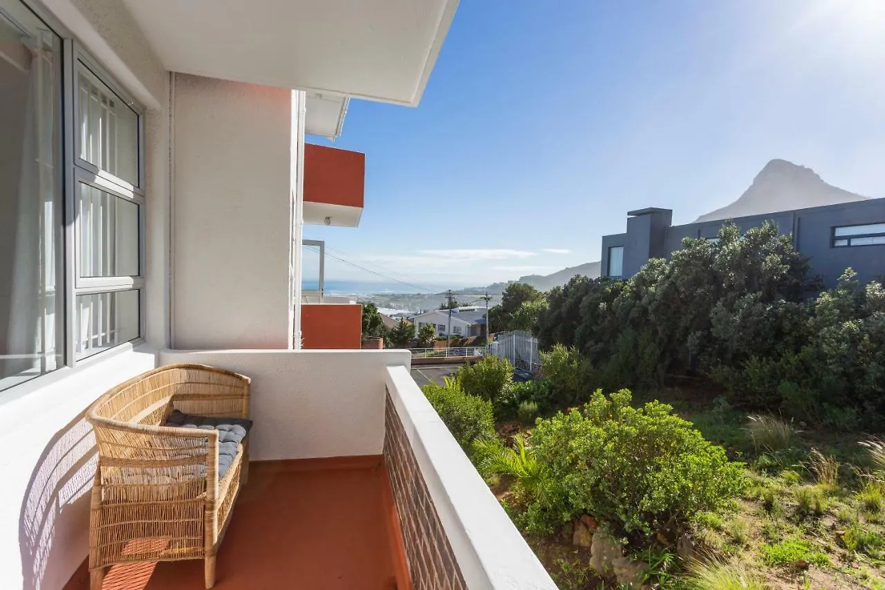 Camps Bay Holiday Apartments ケープタウン